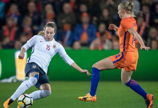 的热身赛中 的热身赛中