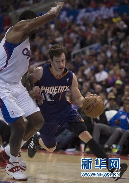 竞争激烈的 竞争激烈的