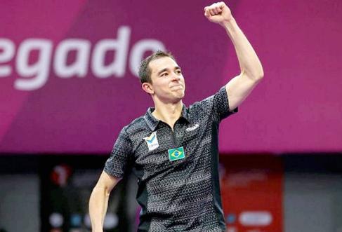 詹姆斯从进 詹姆斯从进