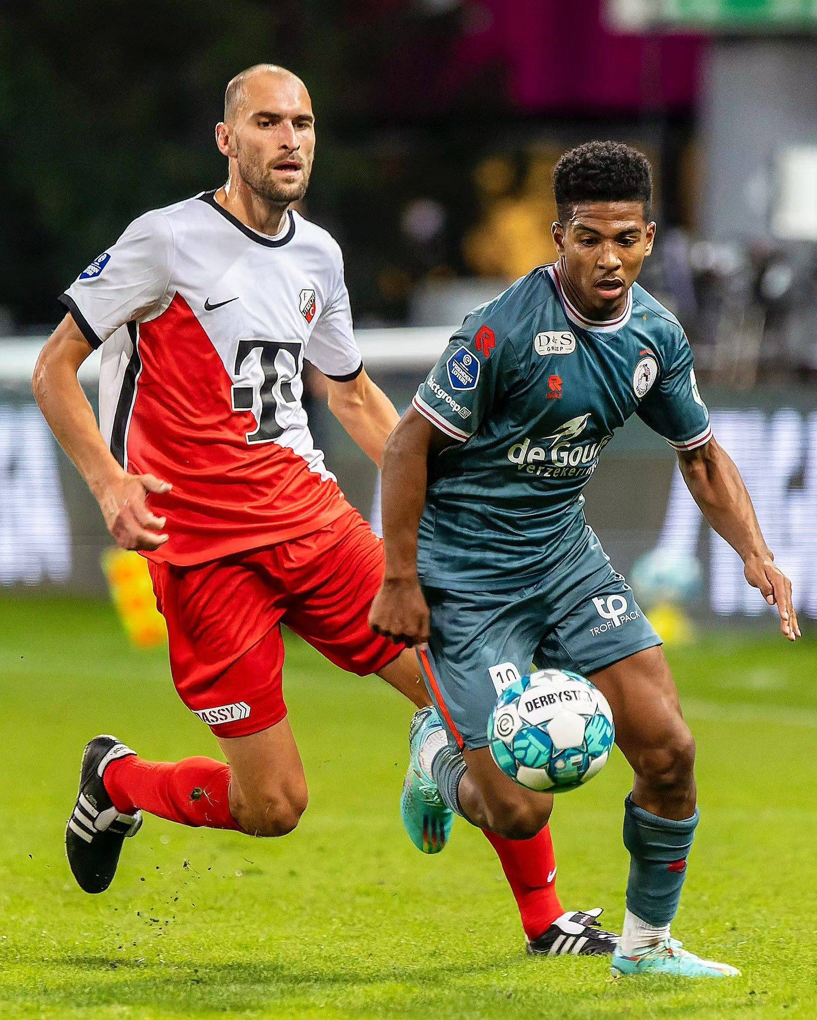 心的中场球 心的中场球